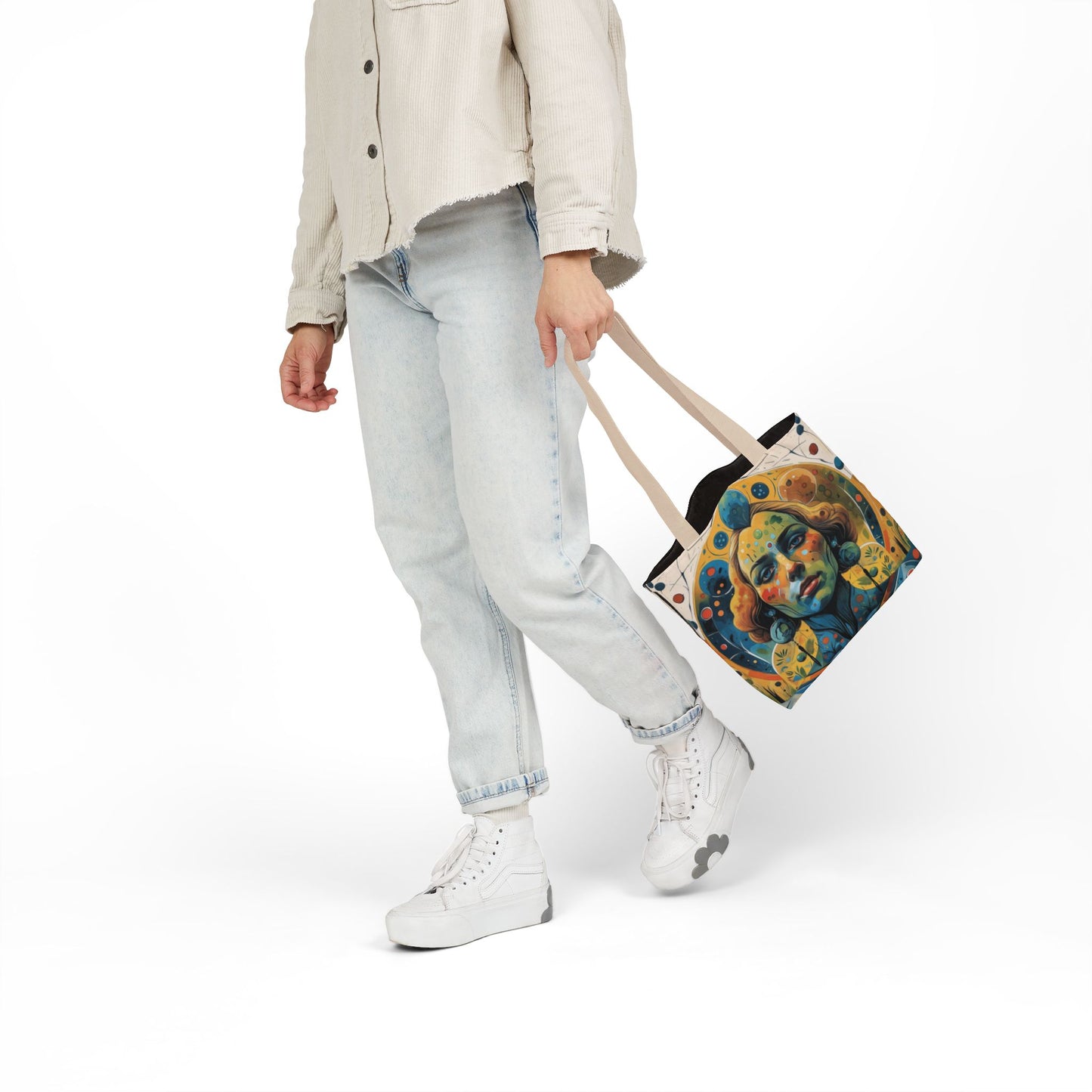 ONIRIC VISIONS. Bags that Dream with You. THE PRIESTESS