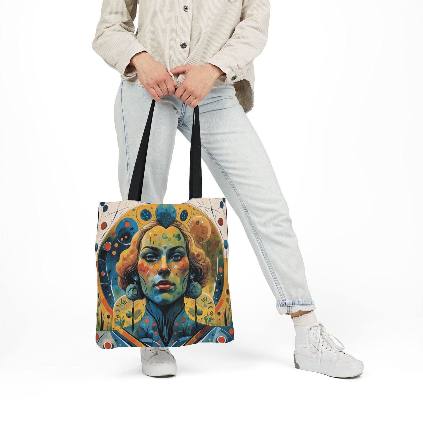 ONIRIC VISIONS. Bags that Dream with You. THE PRIESTESS