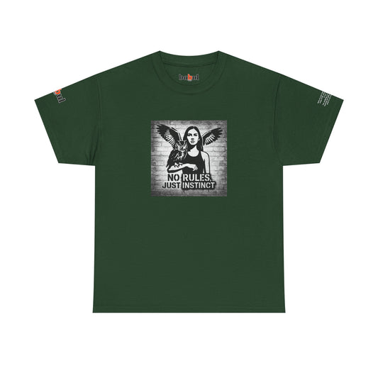 T-shirt Ribelle – Maglietta Unisex in Cotone Pesante per Spiriti Liberi.