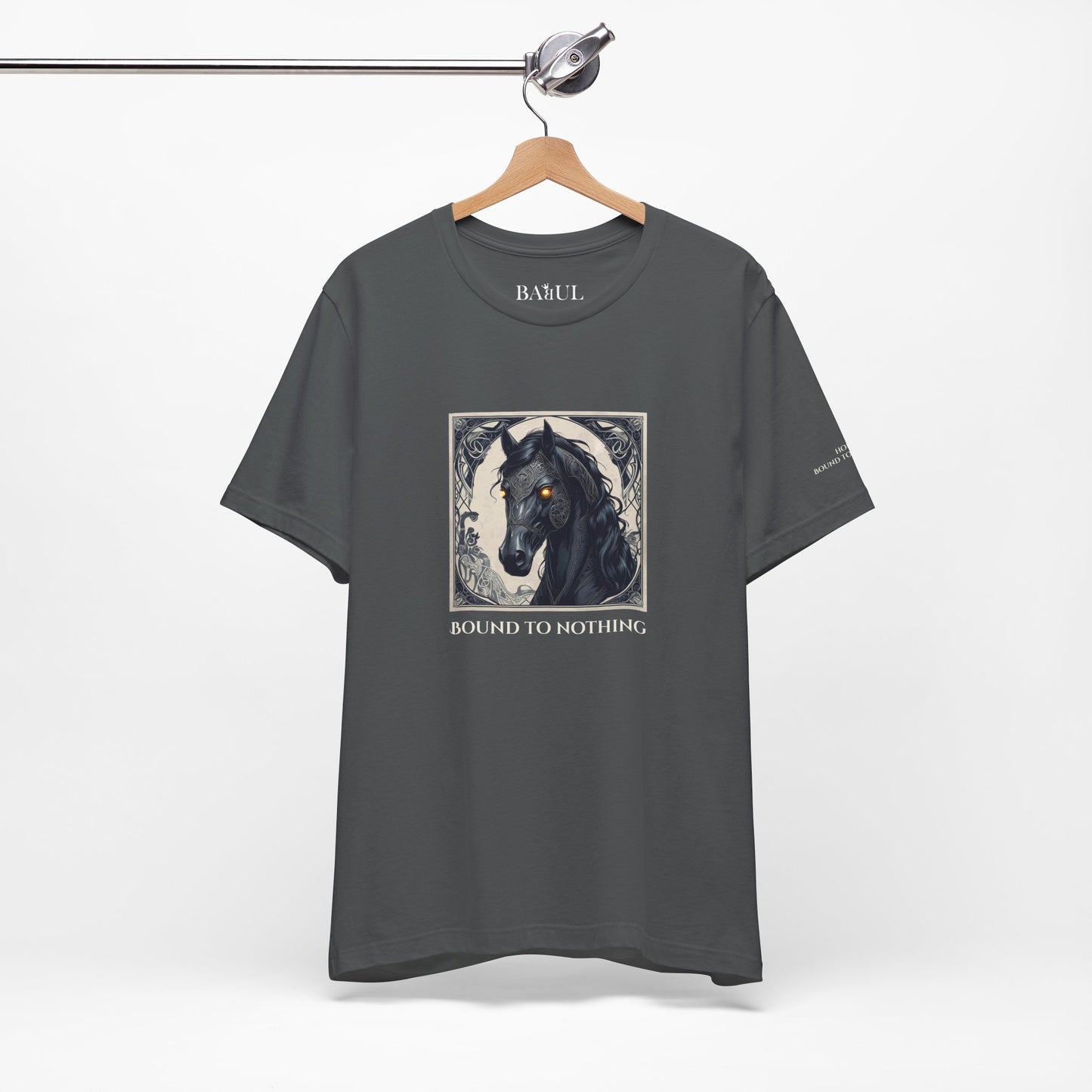 HORSE – Bound to nothing - Magic Animals T-Shirt