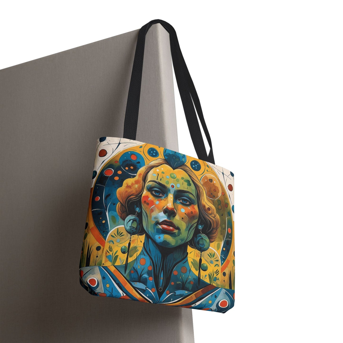 ONIRIC VISIONS. Bags that Dream with You. THE PRIESTESS