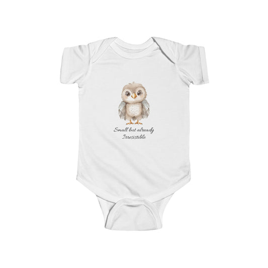 Adorable Baby Bodysuit with Cute Eagle Design