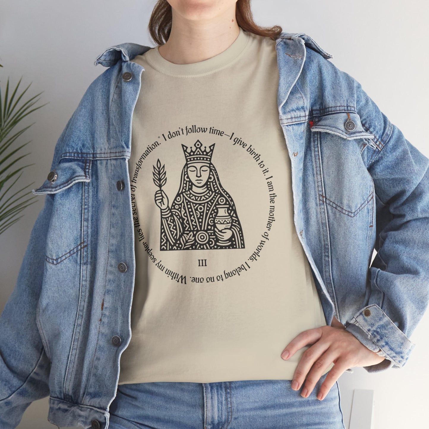 The Empress - ArcanaPop T-Shirt – Where Tarot Magic Meets Pop Art