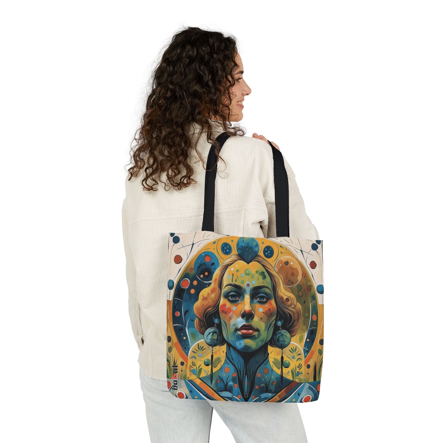 ONIRIC VISIONS. Bags that Dream with You. THE PRIESTESS