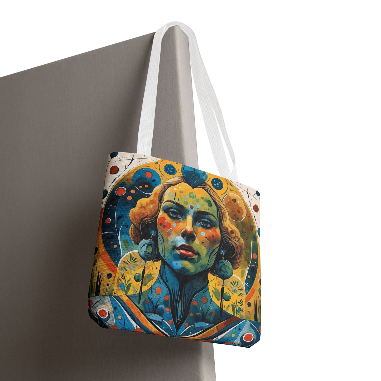 ONIRIC VISIONS. Bags that Dream with You. THE PRIESTESS