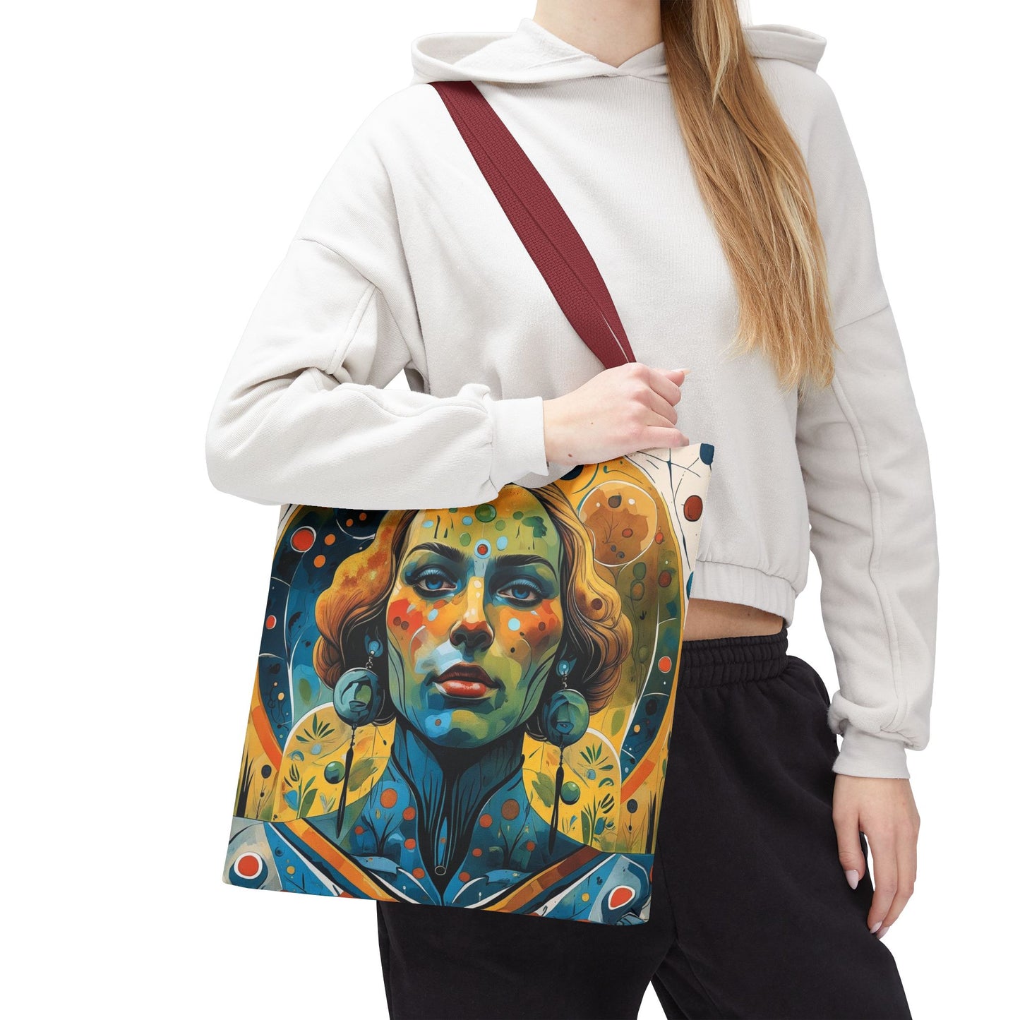 ONIRIC VISIONS. Bags that Dream with You. THE PRIESTESS